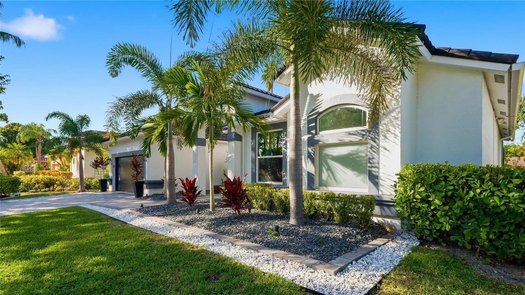 Photo of 10141 Umberland Place, Boca Raton, FL 33428 (MLS # F10545561)