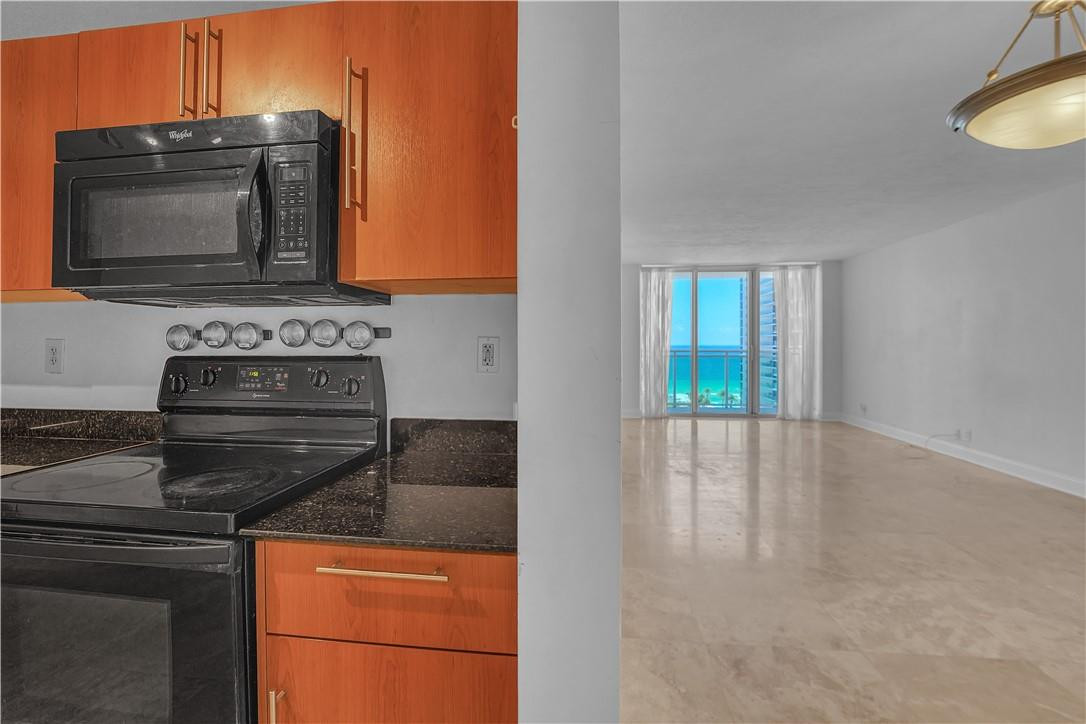 Residences - Residential