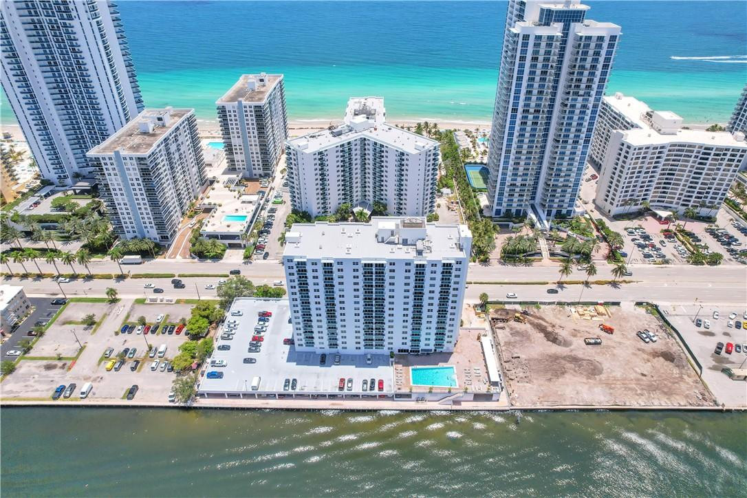 Residences - Residential