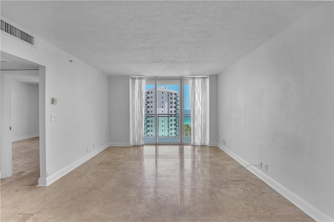 Residences - Residential