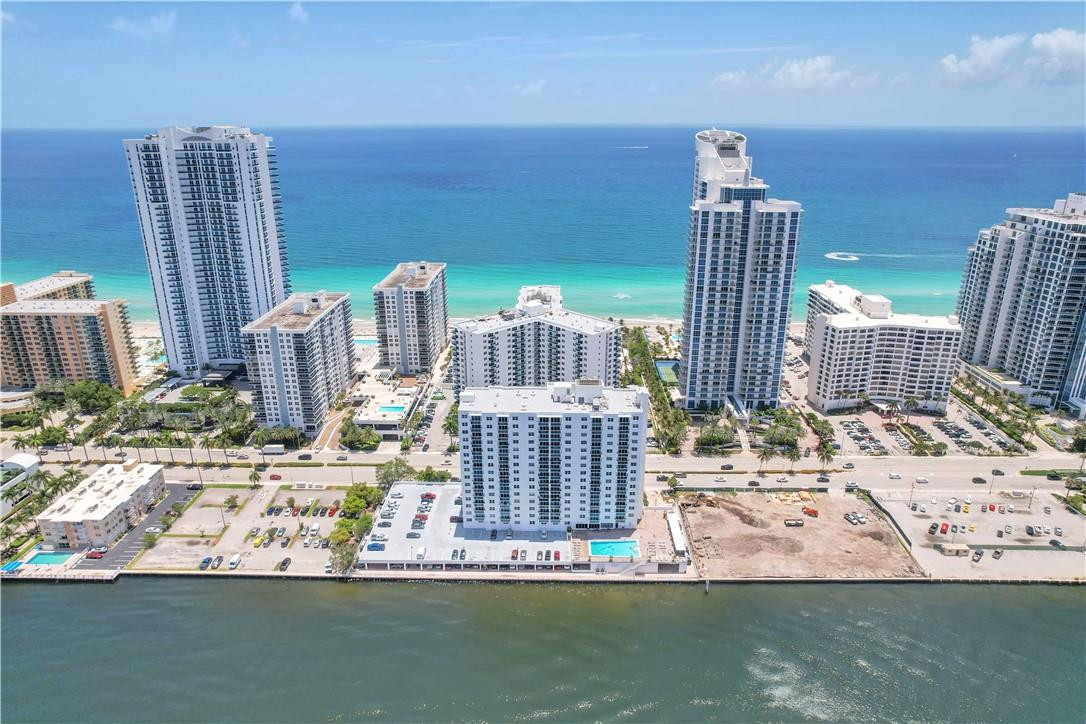 Residences - Residential