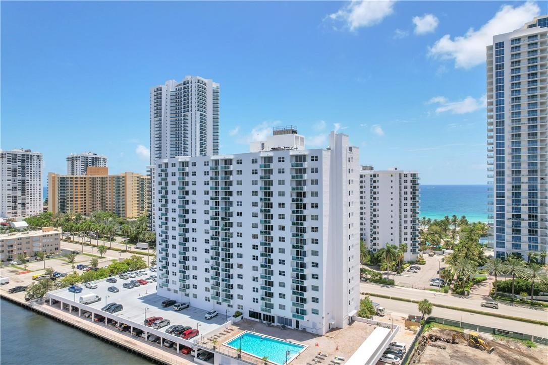 Residences - Residential