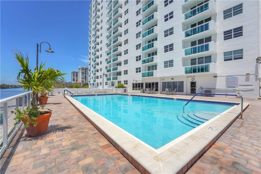 Residences - Residential