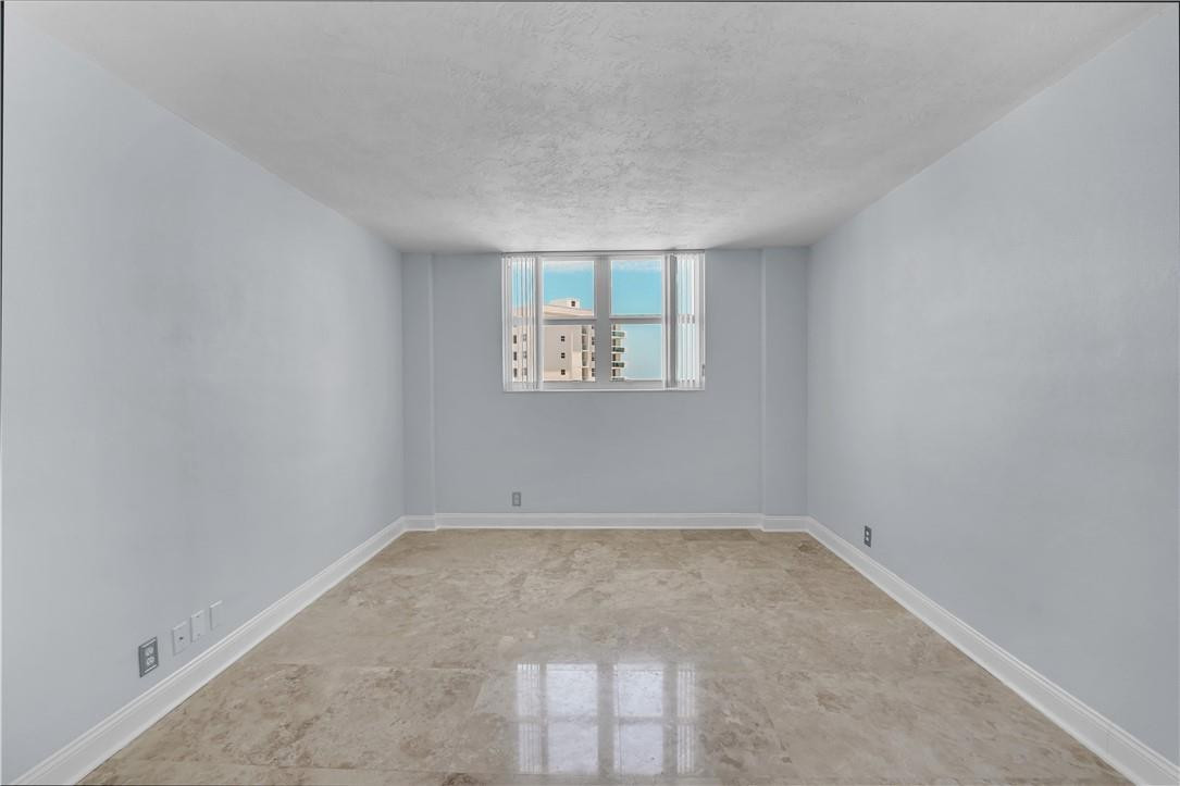 Residences - Residential