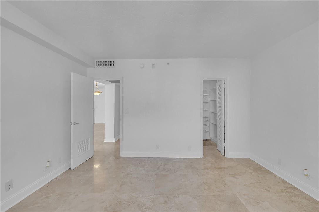 Residences - Residential