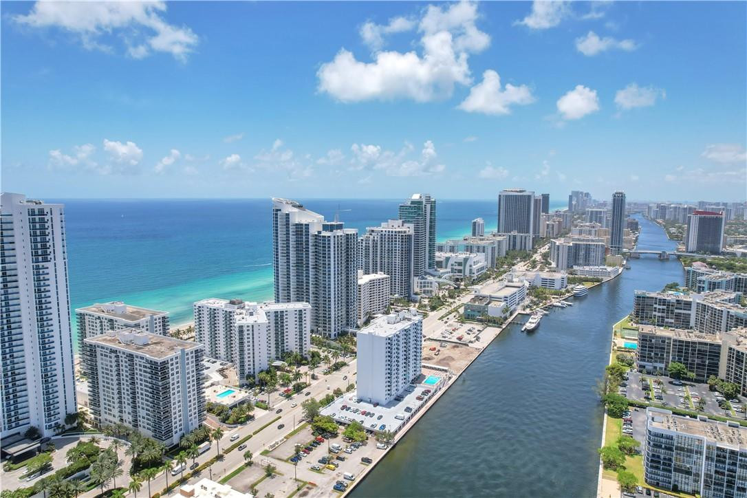 Residences - Residential