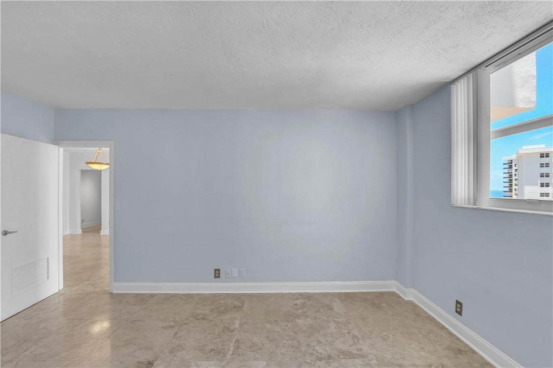 Residences - Residential