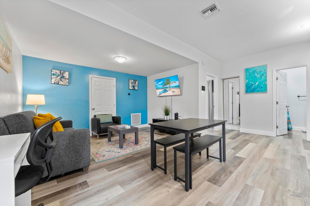 Photo of 727 Hampton Road #B, West Palm Beach, FL 33405 (MLS # B26017996)