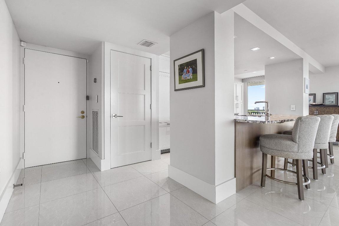 3912 S Ocean Boulevard 709
