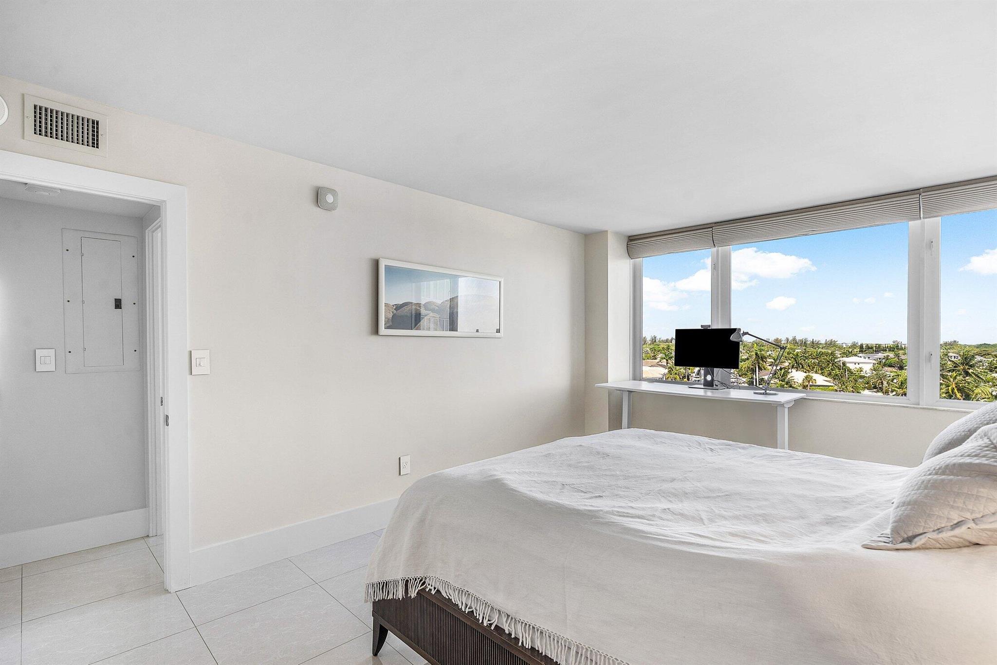 REGENCY HIGHLAND CLUB CON - Residential