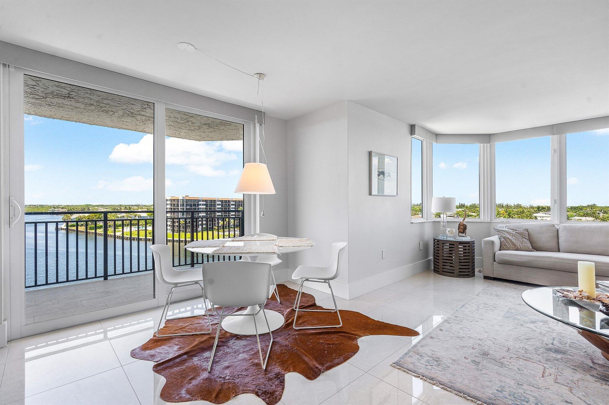 REGENCY HIGHLAND CLUB CON - Residential