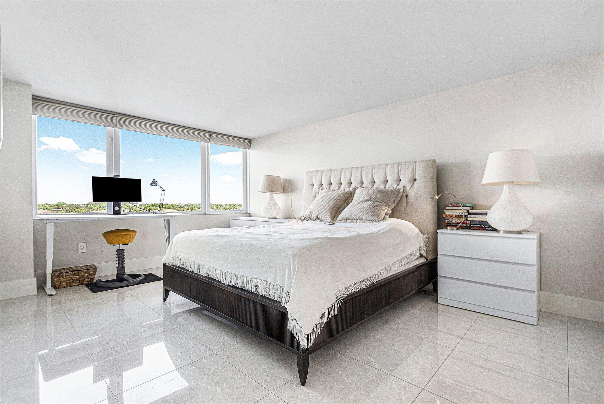 REGENCY HIGHLAND CLUB CON - Residential
