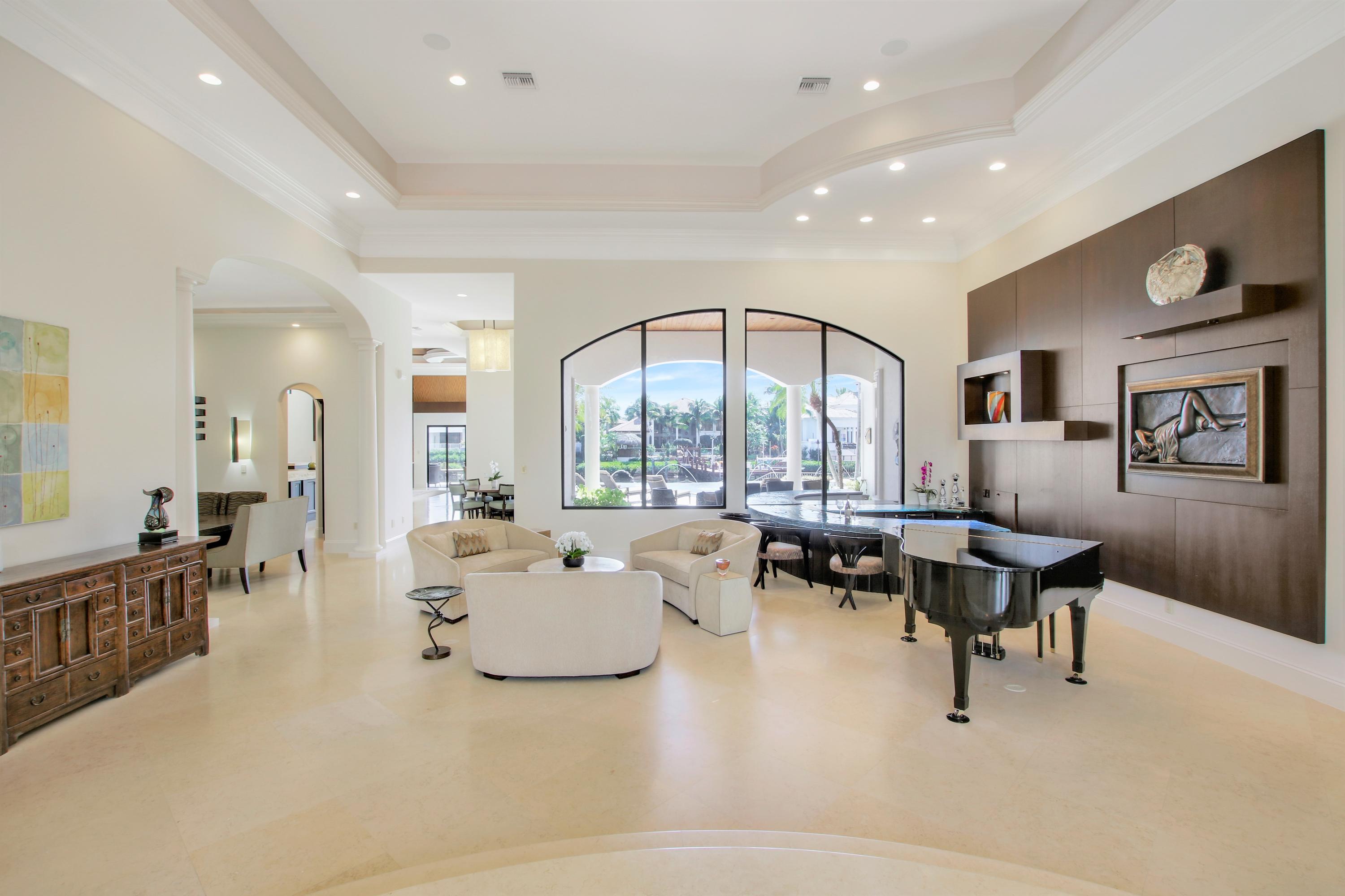 ADMIRALS COVE - Residential