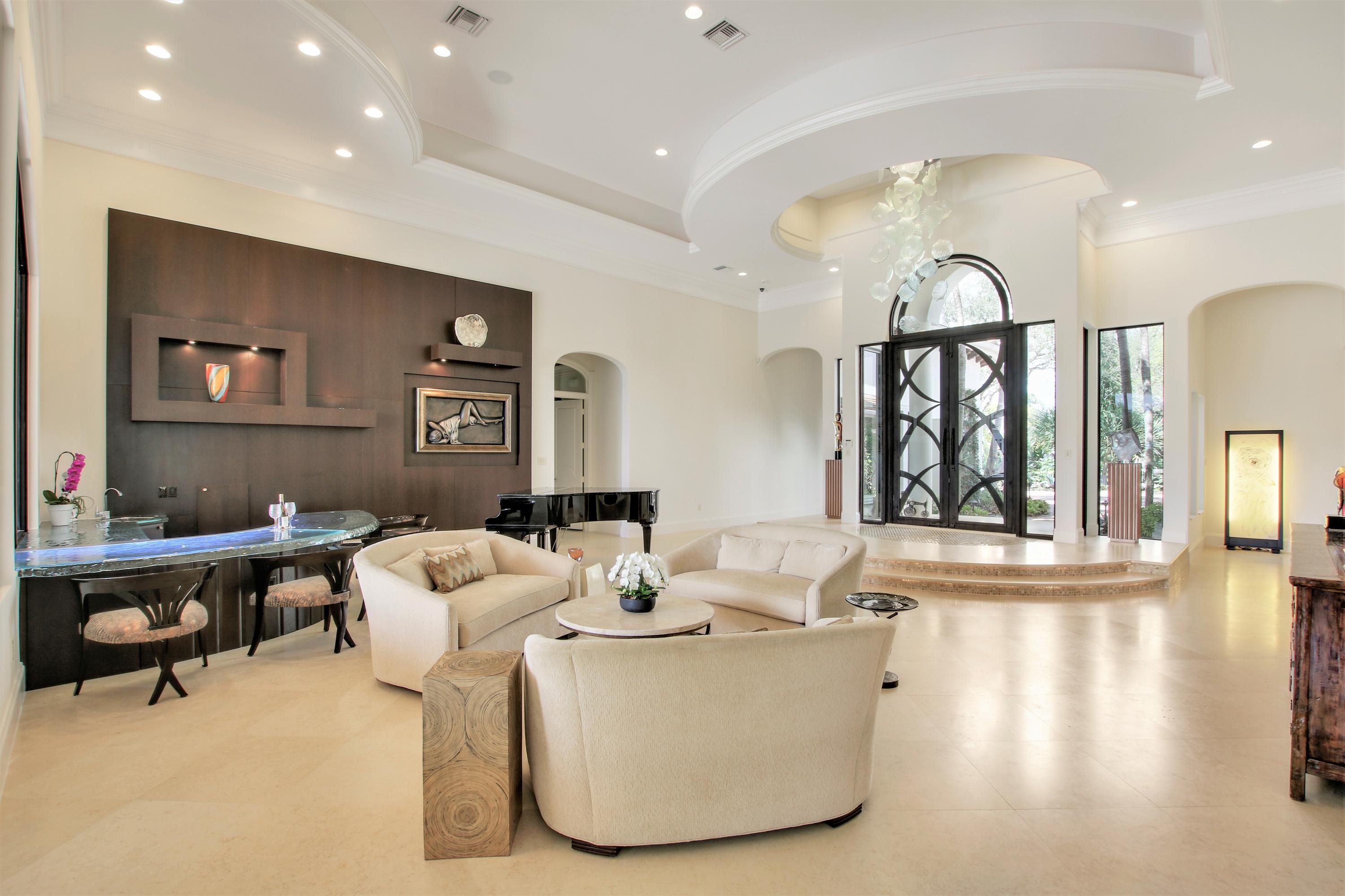 ADMIRALS COVE - Residential