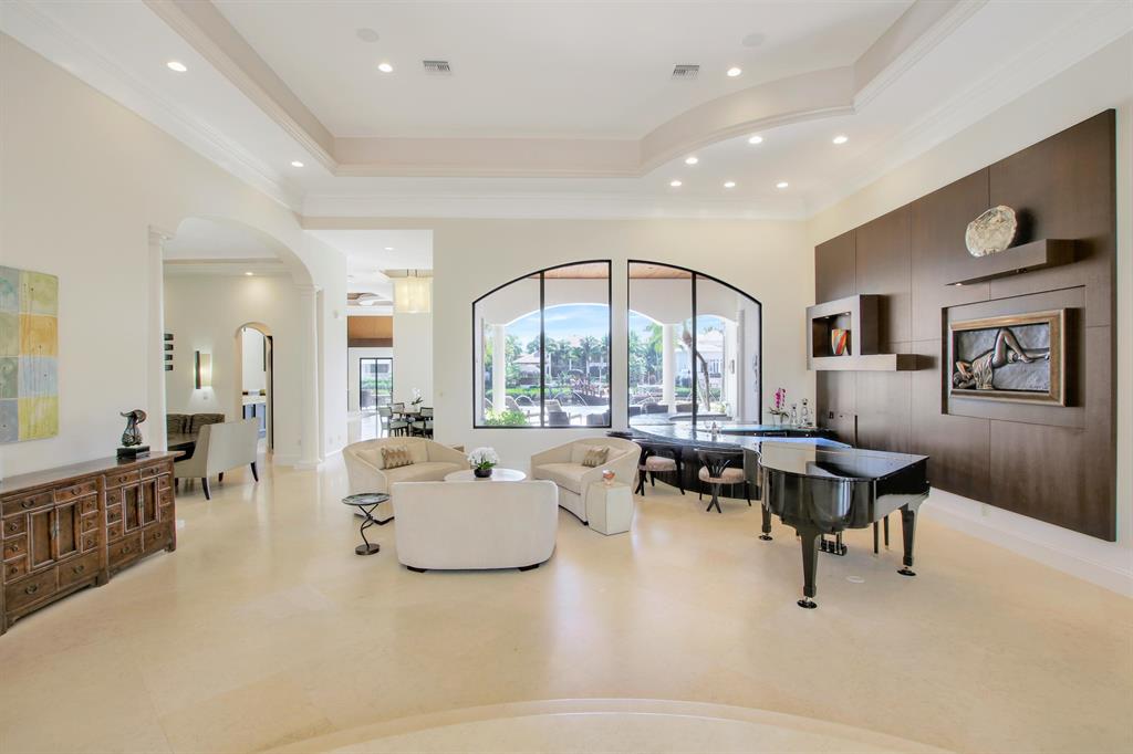 ADMIRALS COVE - Residential