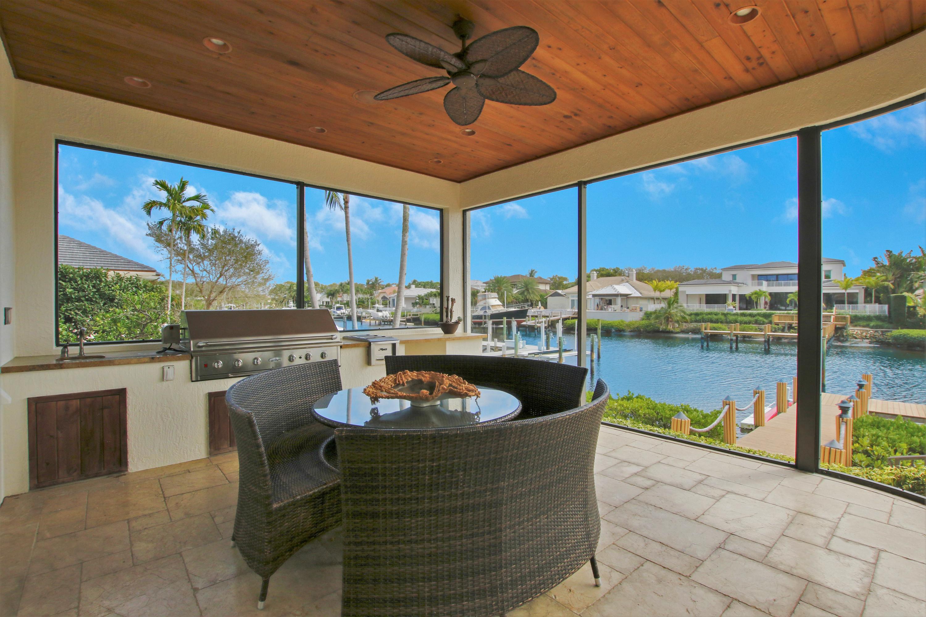 ADMIRALS COVE - Residential