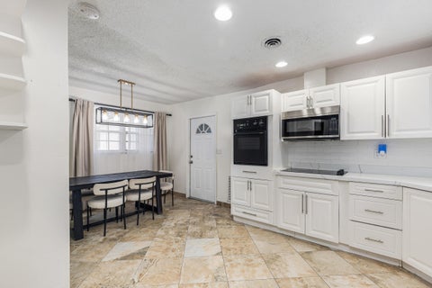 Tiny photo for 24 NW 42nd Terrace, Plantation, FL 33317 (MLS # B26048156)