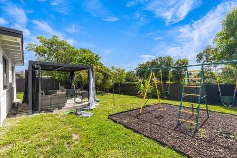 Tiny photo for 24 NW 42nd Terrace, Plantation, FL 33317 (MLS # B26048156)