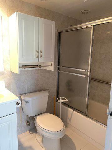 KINGS POINT SAXONY CONDOS - Residential
