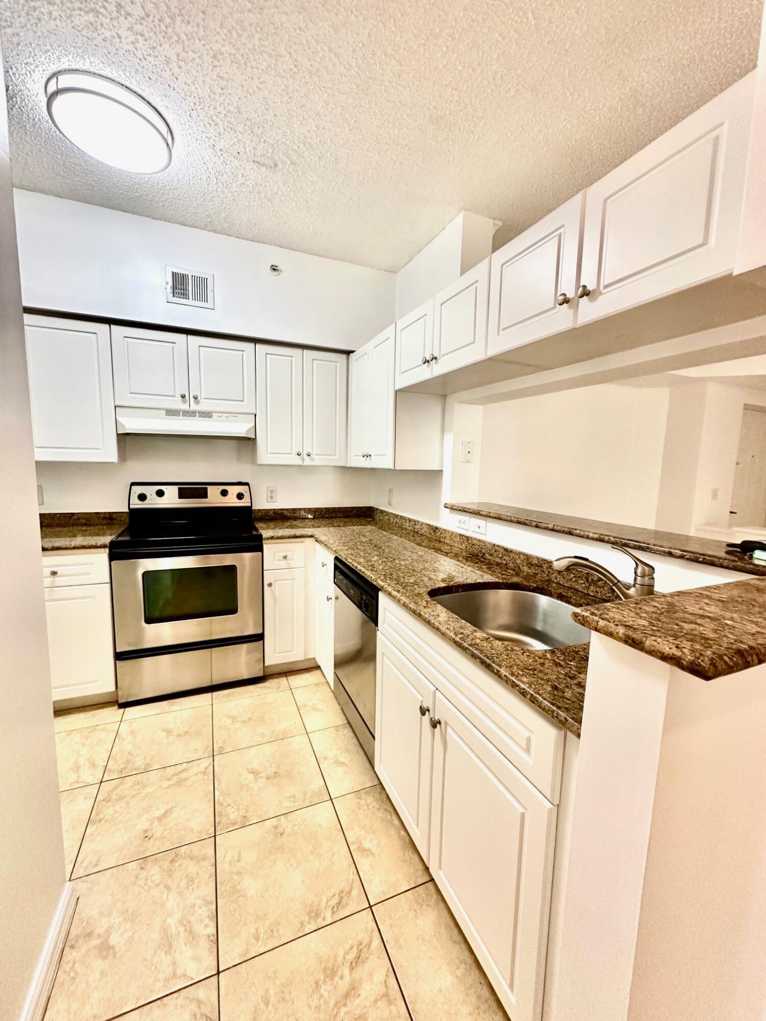 TUSCANY ON THE INTRACOASTAL CONDO - Residential Lease