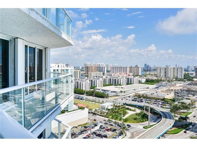 Oceania II - Residential