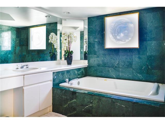 Oceania II - Residential