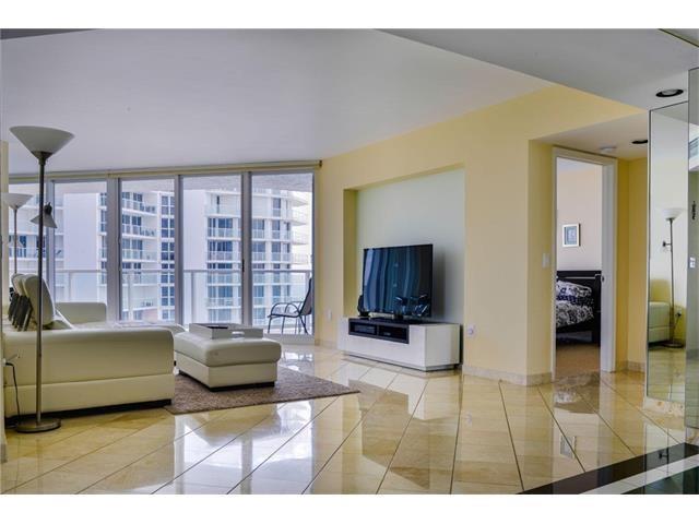 Oceania II - Residential