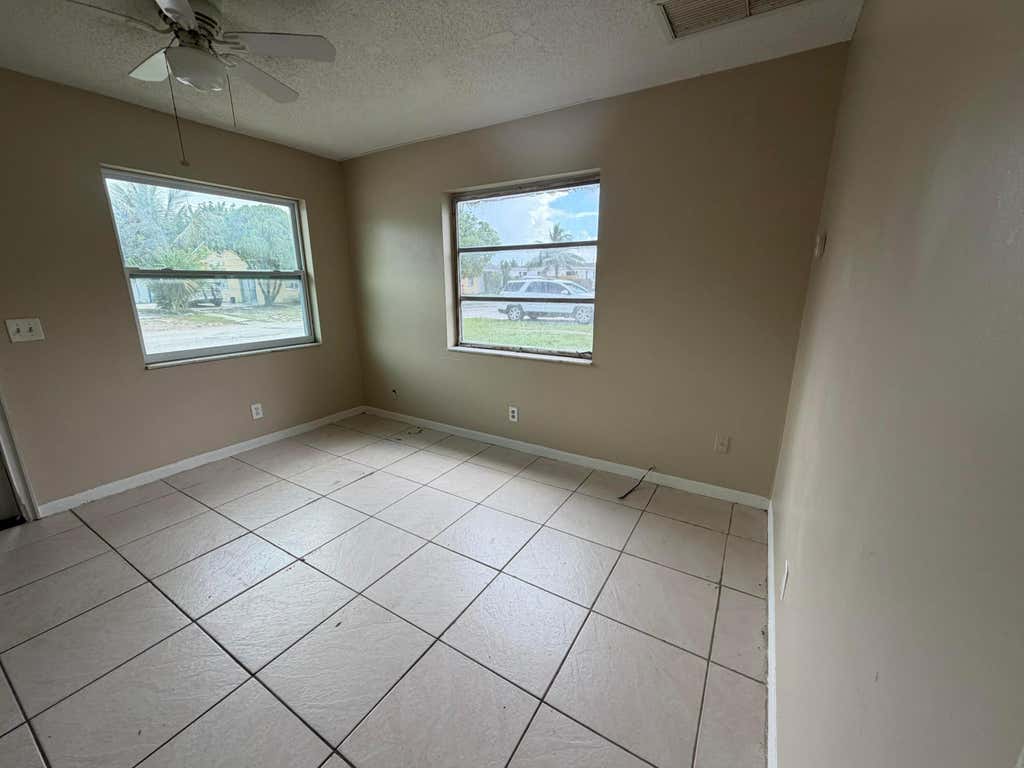 Photo of 3654 Coconut Road, Palm Springs, FL 33461 (MLS # B26023889)