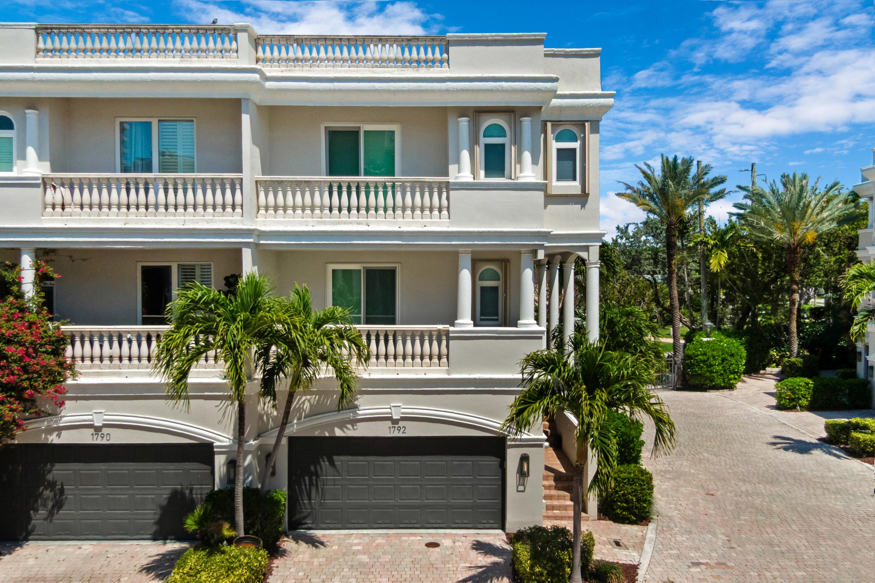 HILLSBORO SHORES SEC - Residential