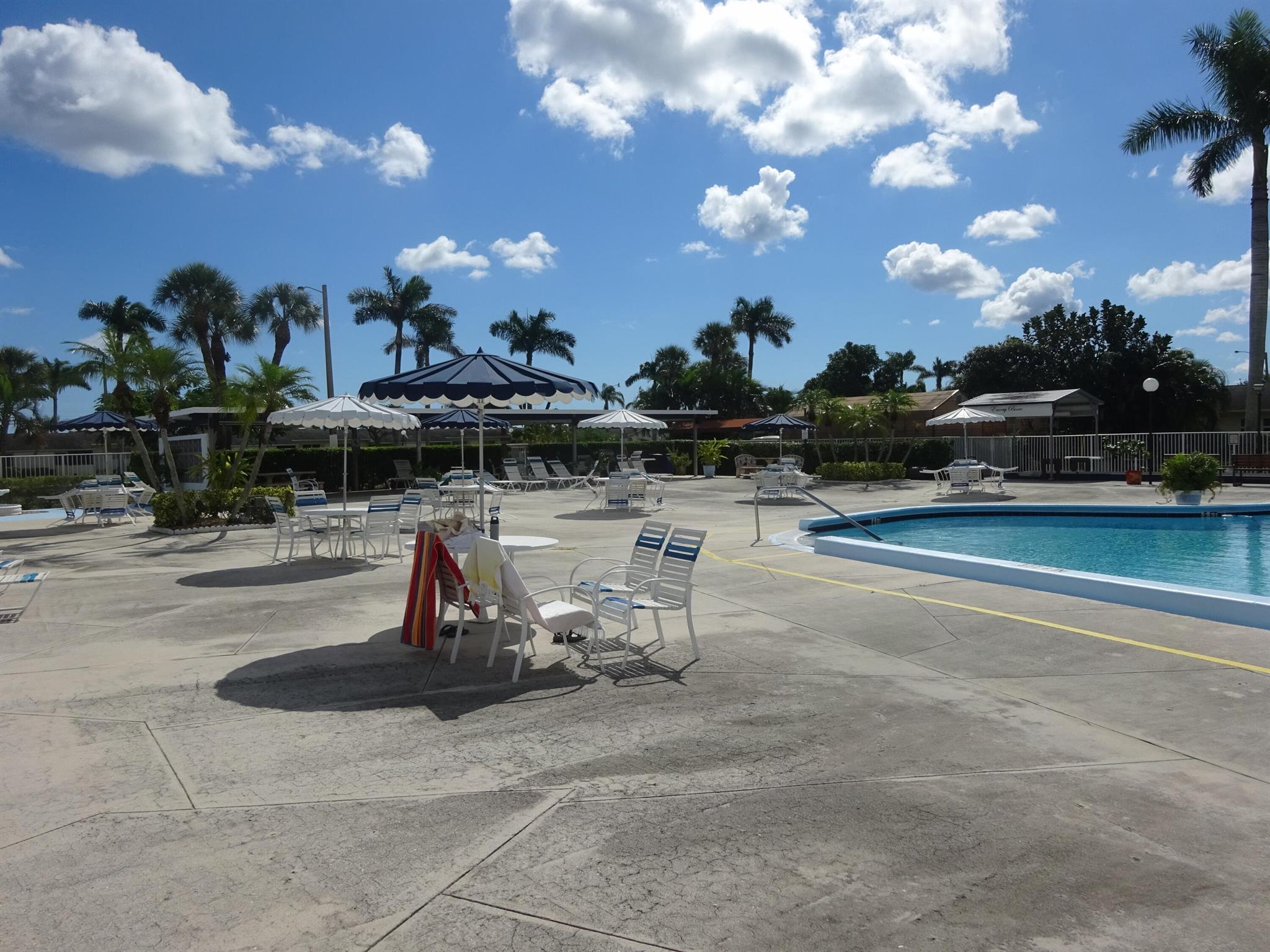 CRESTHAVEN VILLAS CONDO 3 - Residential Lease