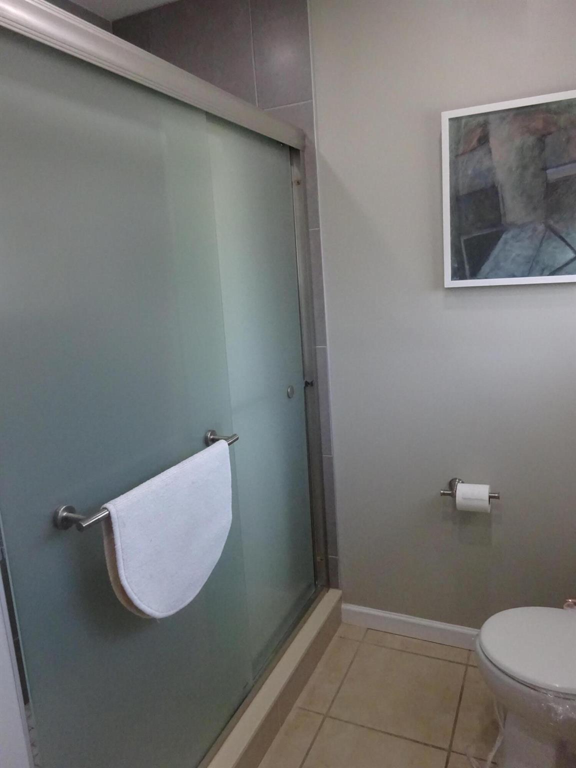 CRESTHAVEN VILLAS CONDO 3 - Residential Lease