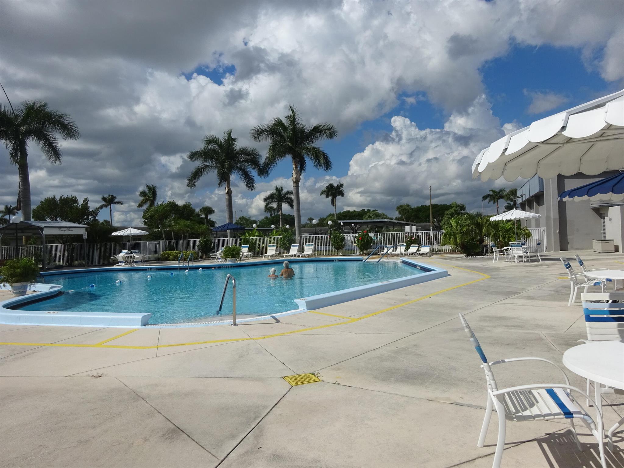 CRESTHAVEN VILLAS CONDO 3 - Residential Lease