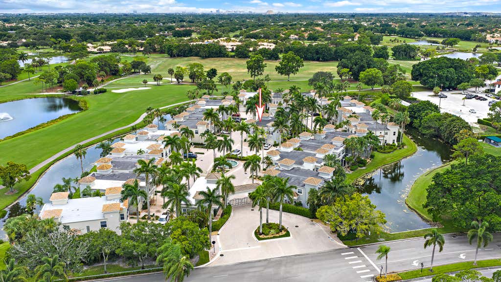 Photo of 601 Resort Lane, Palm Beach Gardens, FL 33418 (MLS # B26059627)