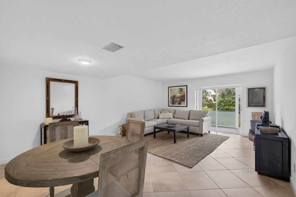 Photo of 18081 SE COUNTRY CLUB Drive #9-83, Jupiter, FL 33469 (MLS # B26058781)