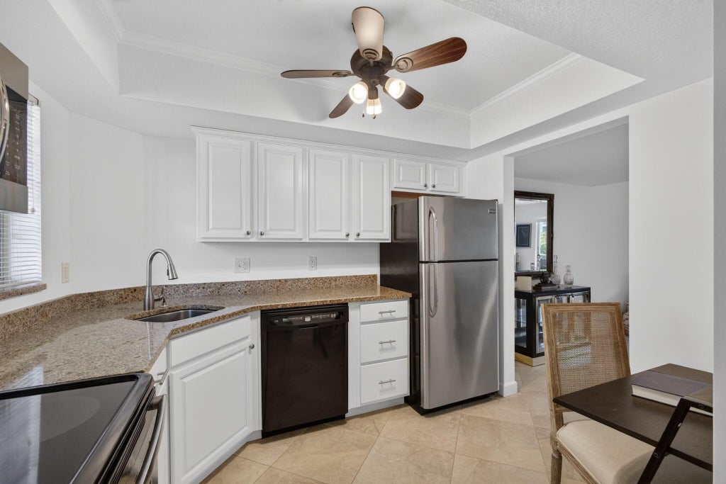 Photo of 18081 SE COUNTRY CLUB Drive #9-83, Jupiter, FL 33469 (MLS # B26058781)