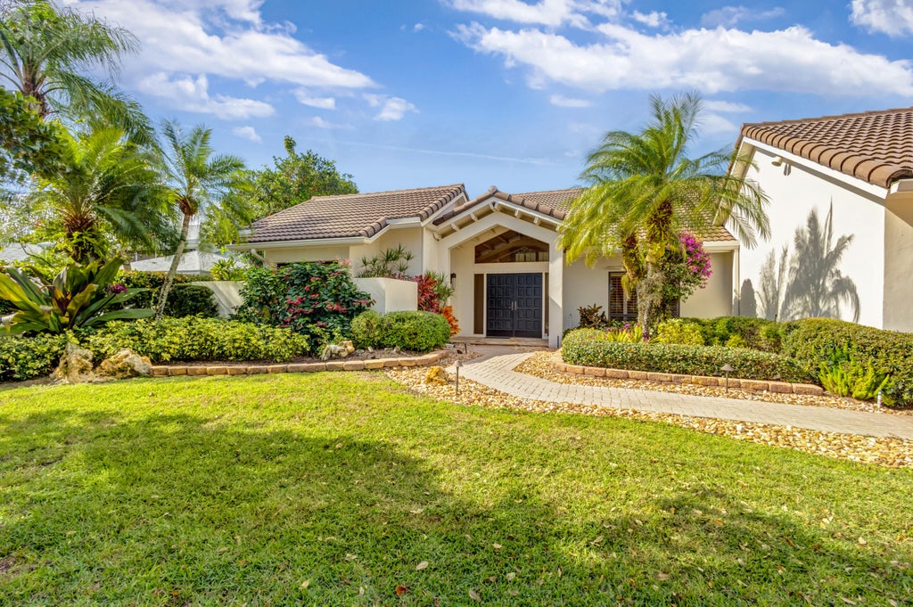 Photo of 6367 Brandon Street, Palm Beach Gardens, FL 33418 (MLS # R11058344)