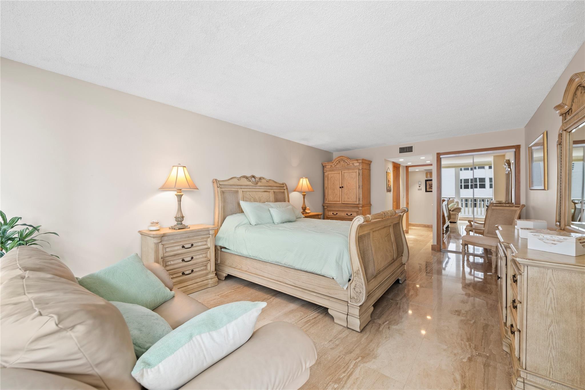 OCEAN CLUB CONDO - Residential