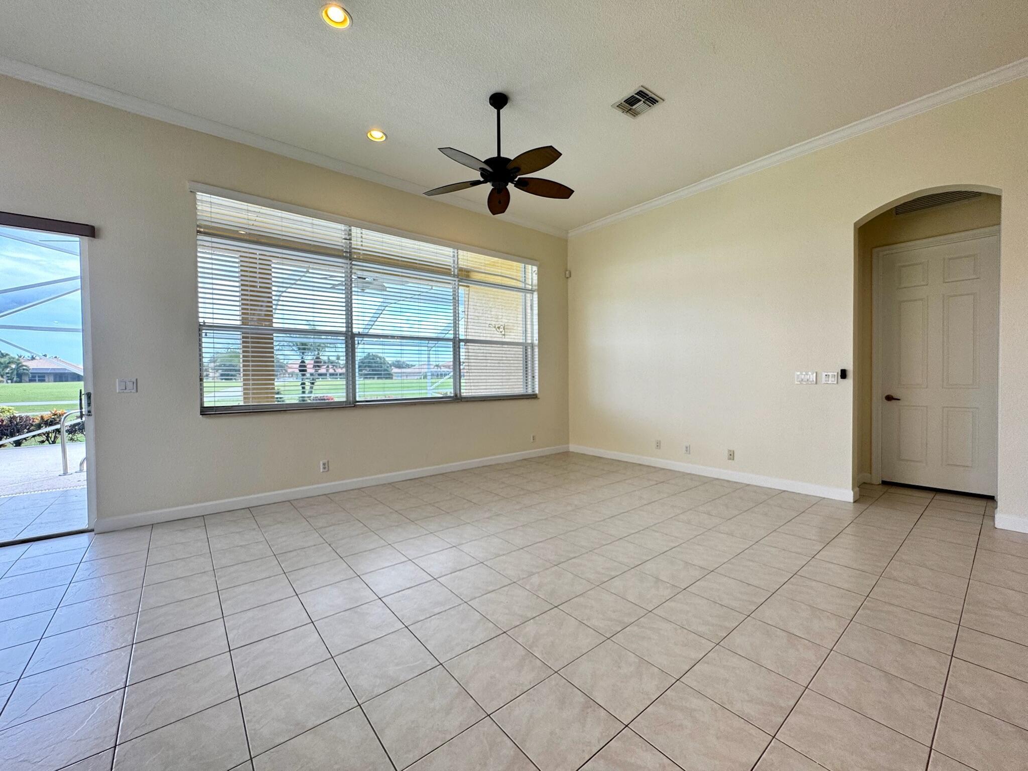 329 NW Somerset Circle