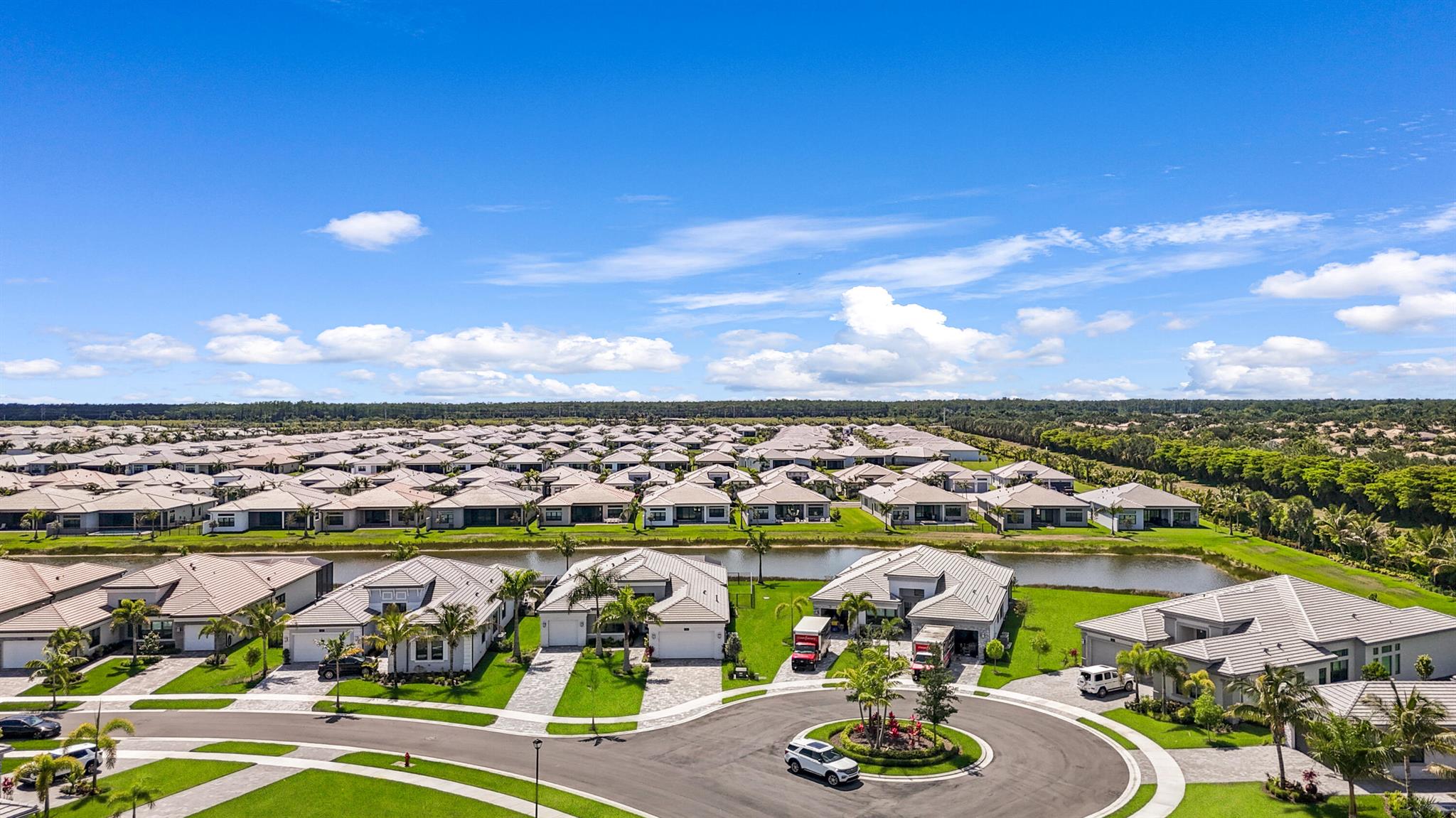 VALENCIA GRAND - Residential