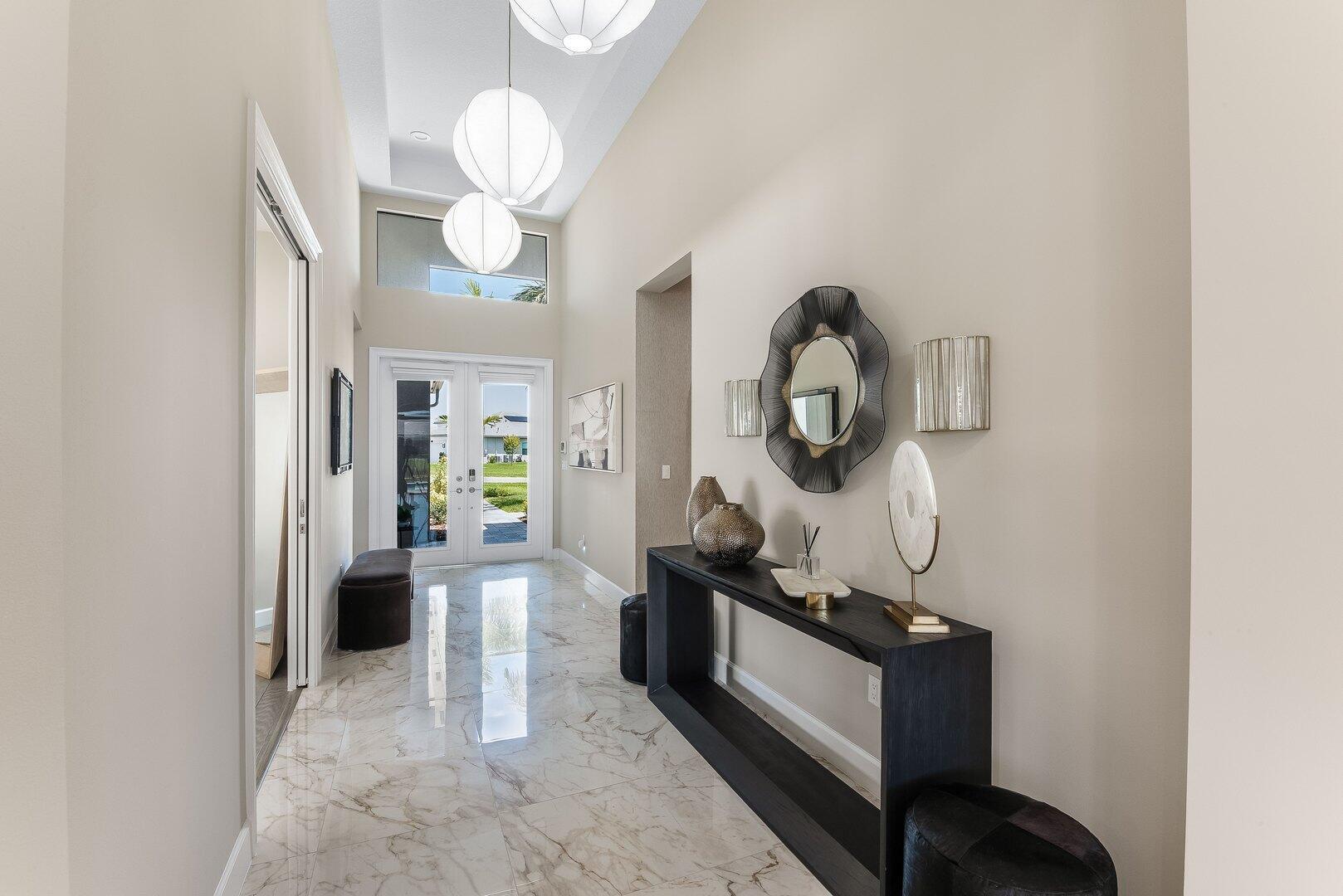 VALENCIA GRAND - Residential