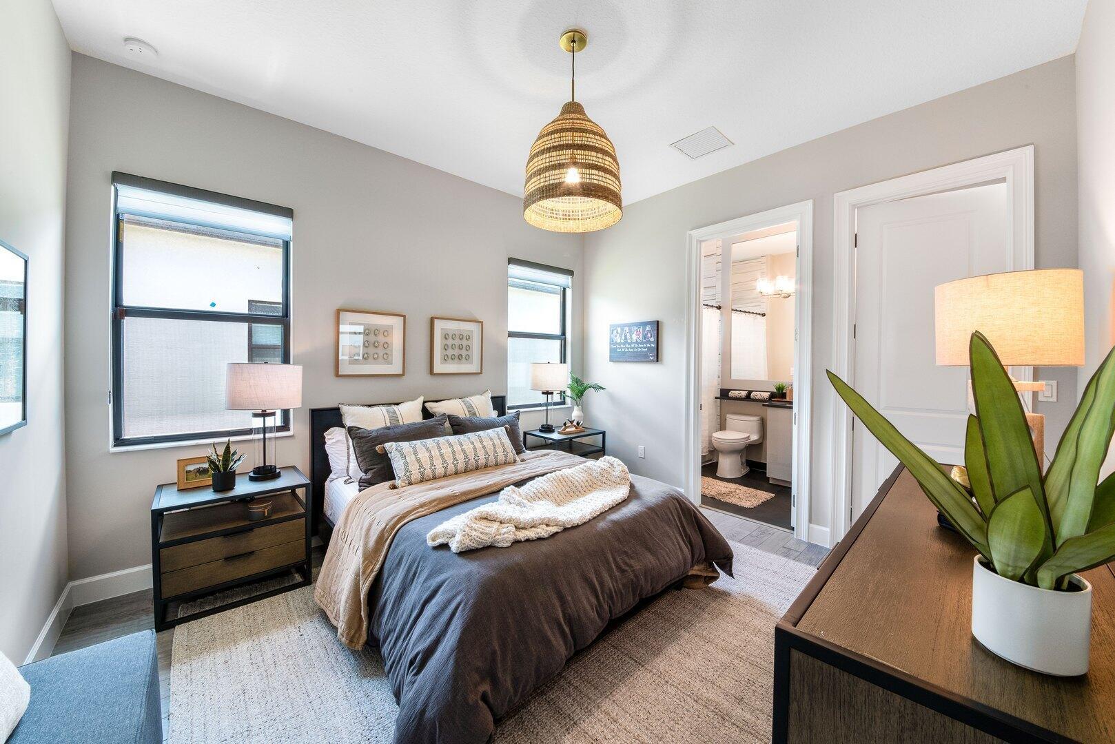 VALENCIA GRAND - Residential