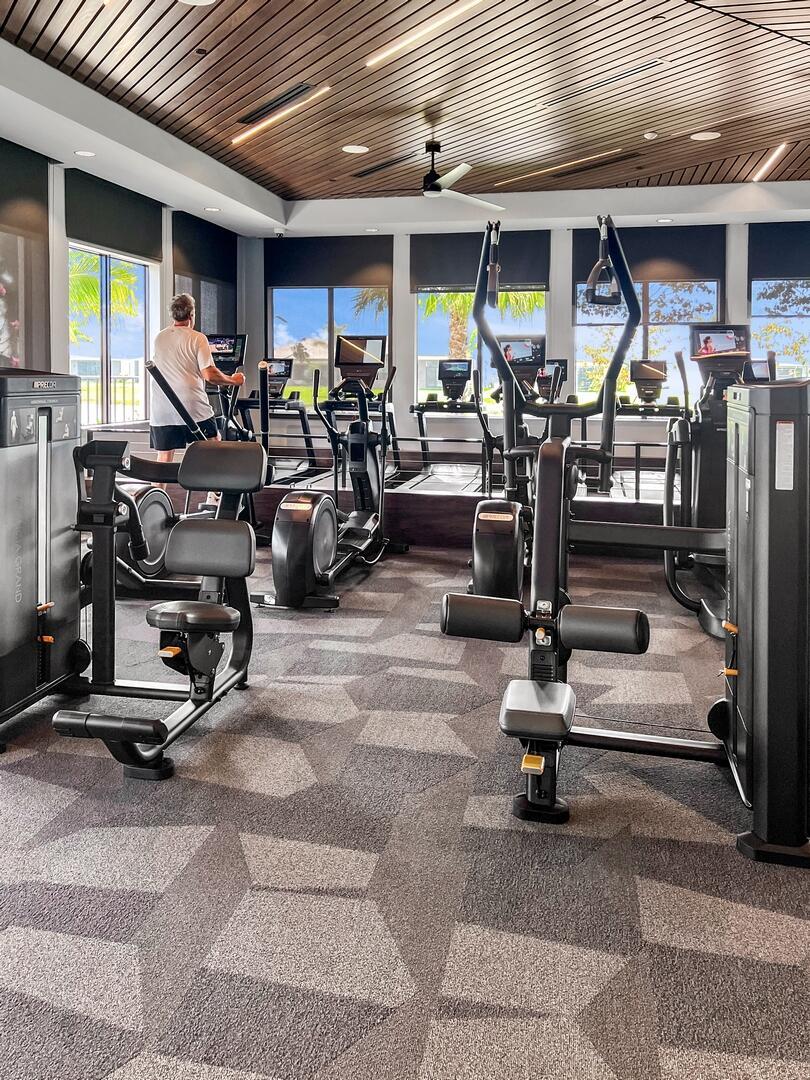 VALENCIA GRAND - Residential