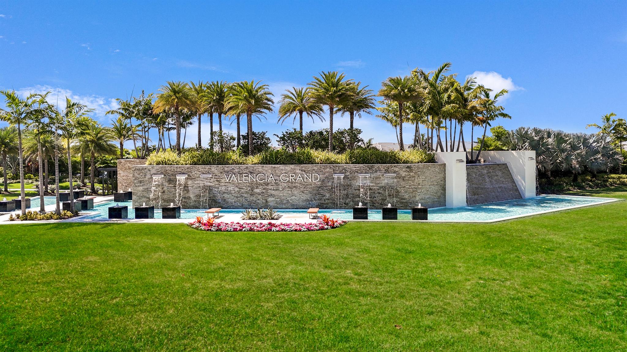 VALENCIA GRAND - Residential