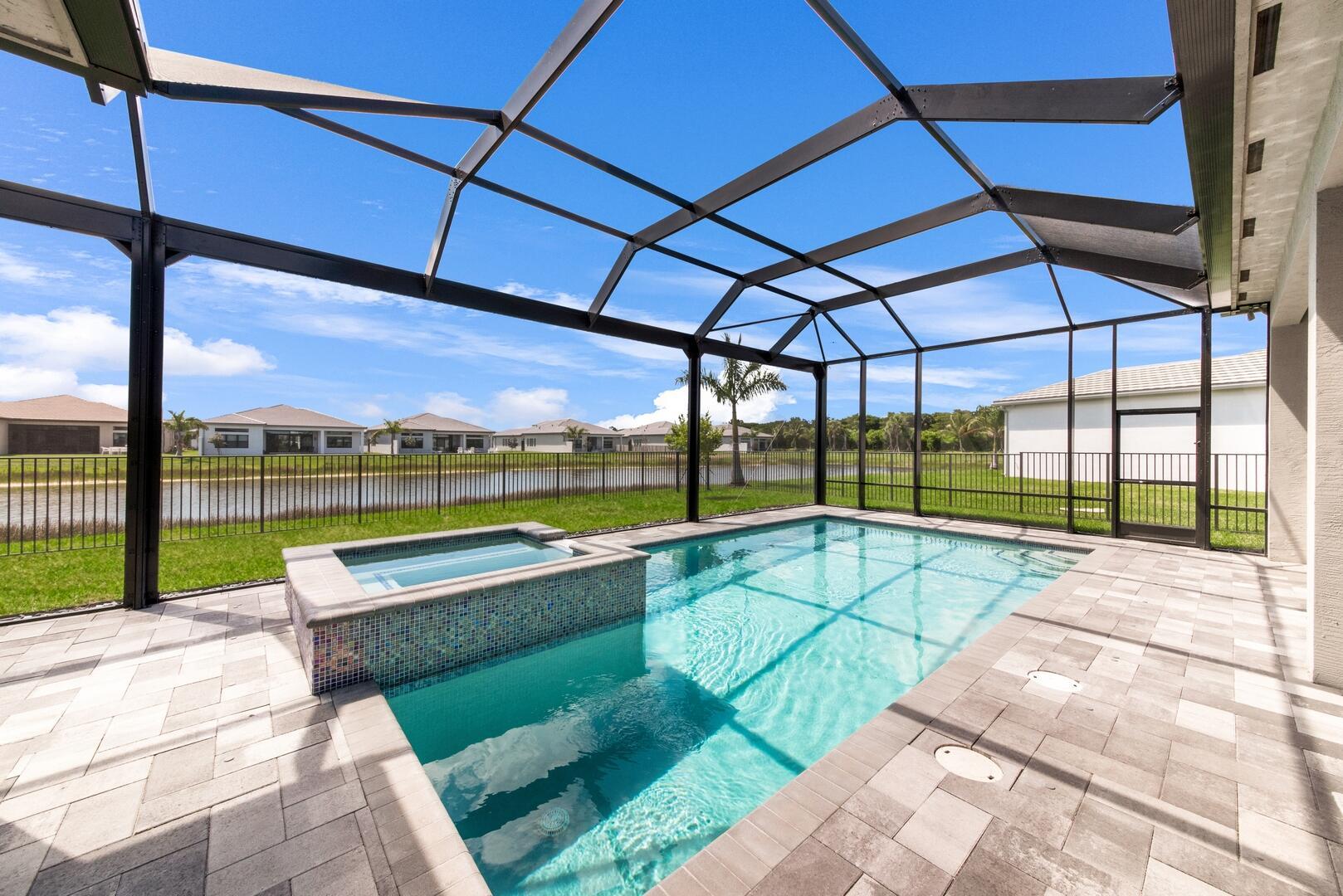 VALENCIA GRAND - Residential