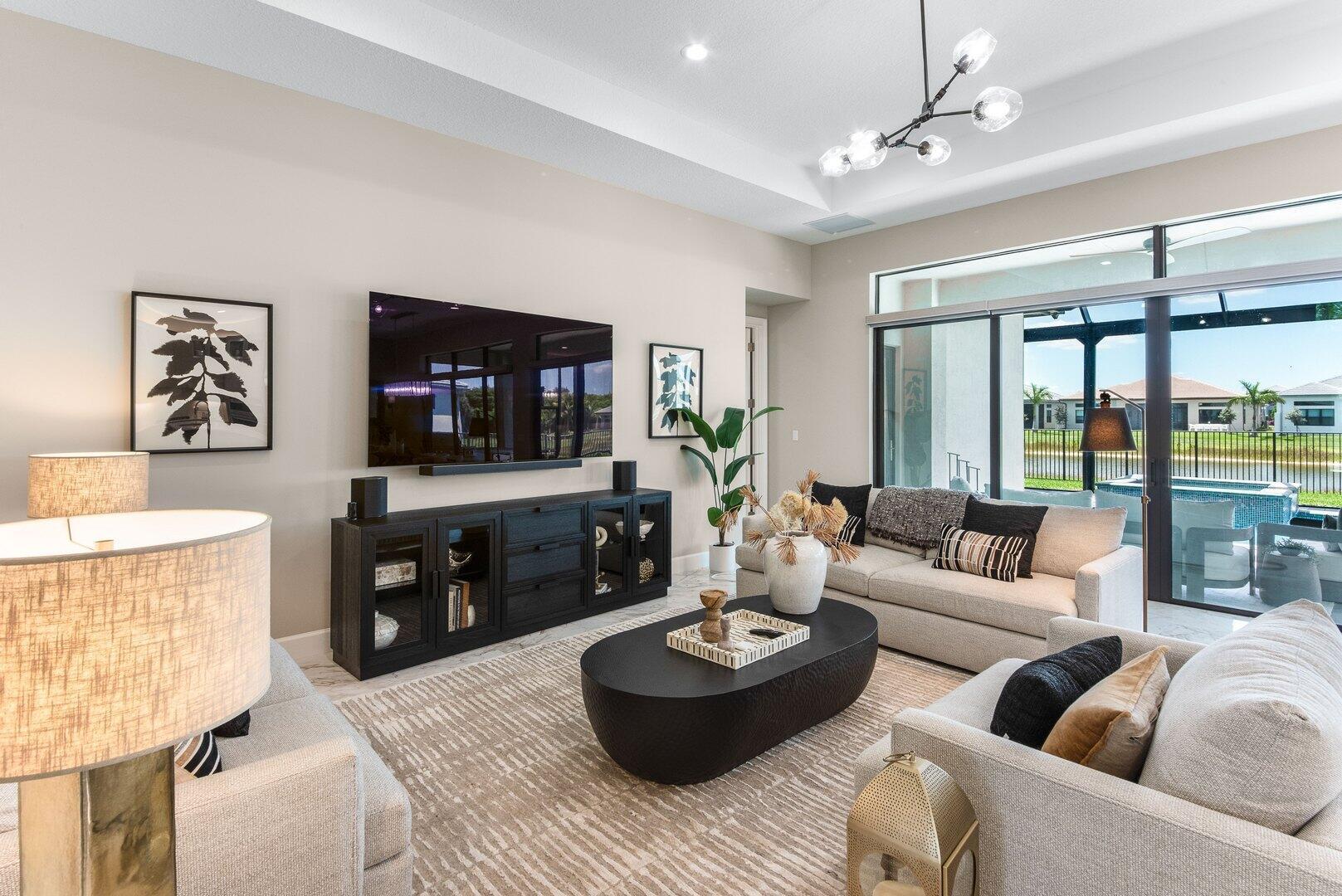 VALENCIA GRAND - Residential