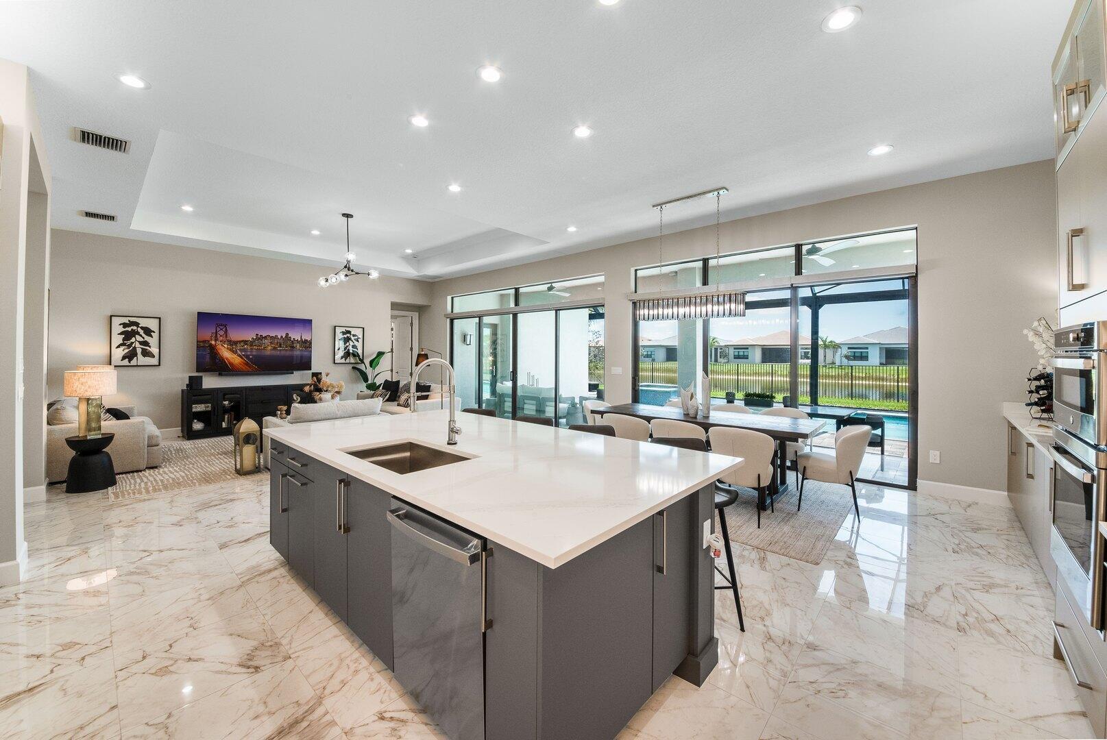 VALENCIA GRAND - Residential