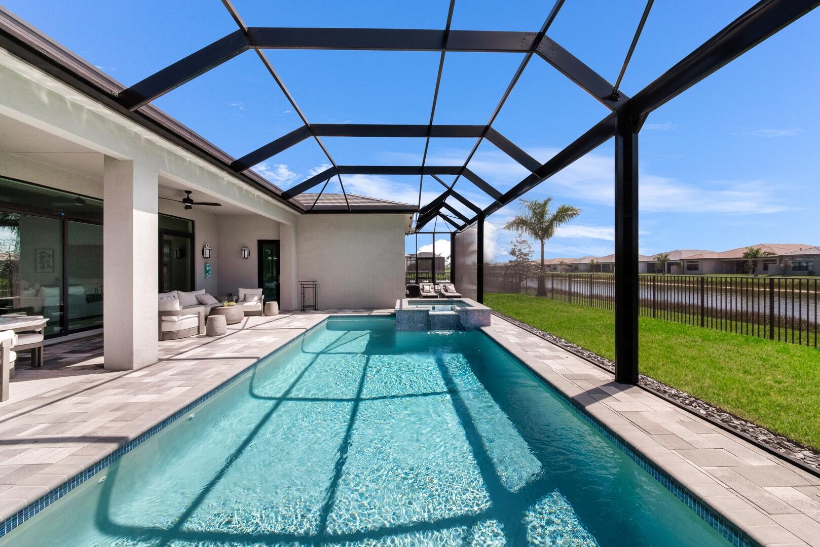 VALENCIA GRAND - Residential