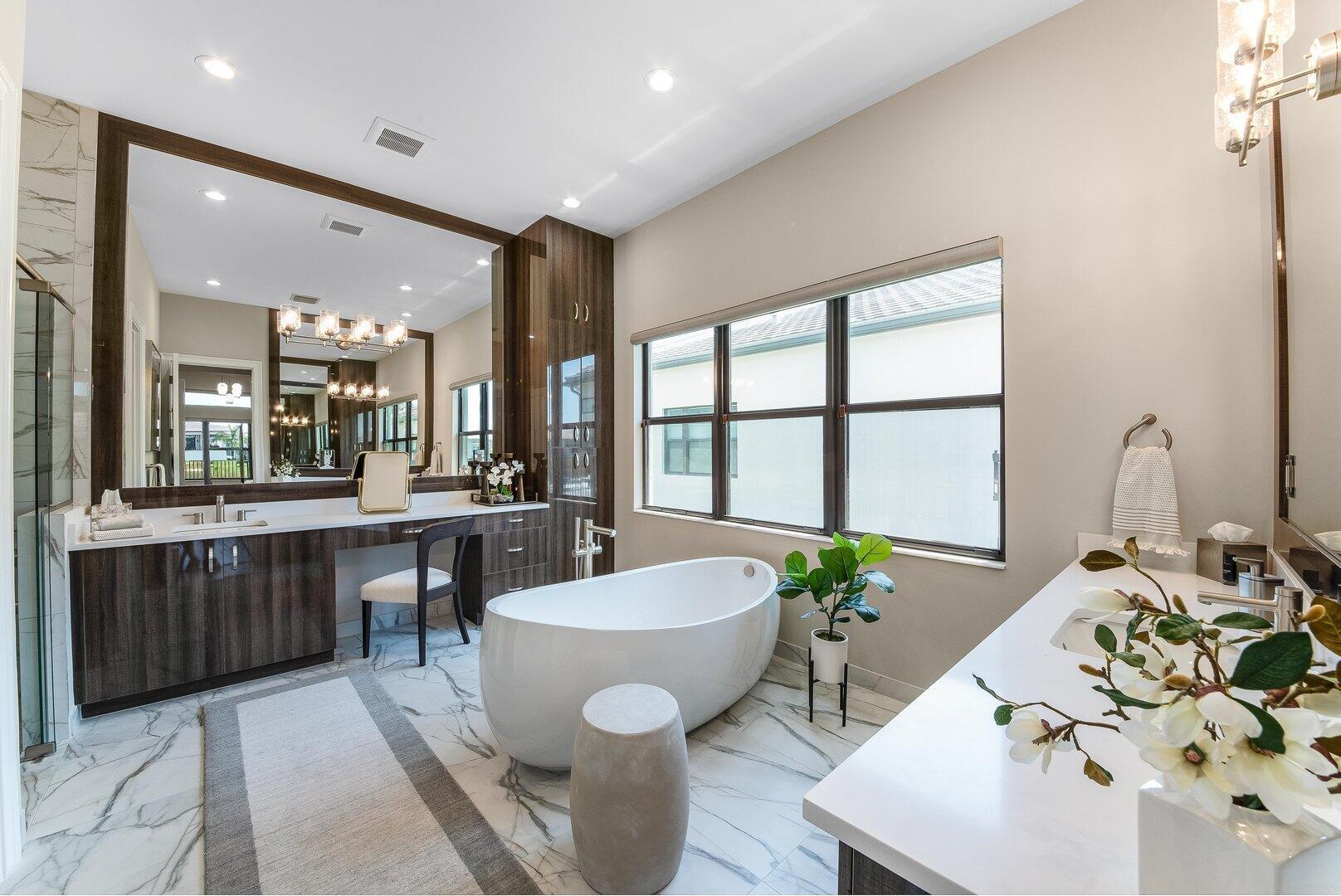 VALENCIA GRAND - Residential