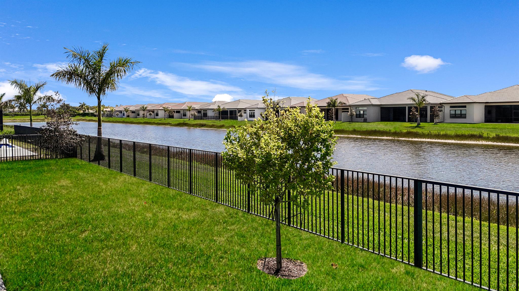 VALENCIA GRAND - Residential