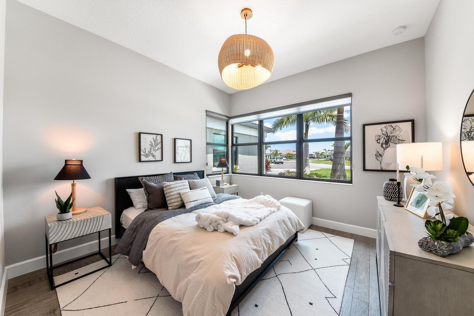 VALENCIA GRAND - Residential